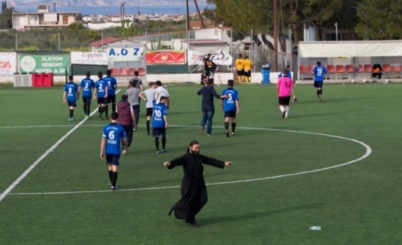 Ο παπάς πρόεδρος που έγινε viral σε όλη την Ελλάδα!