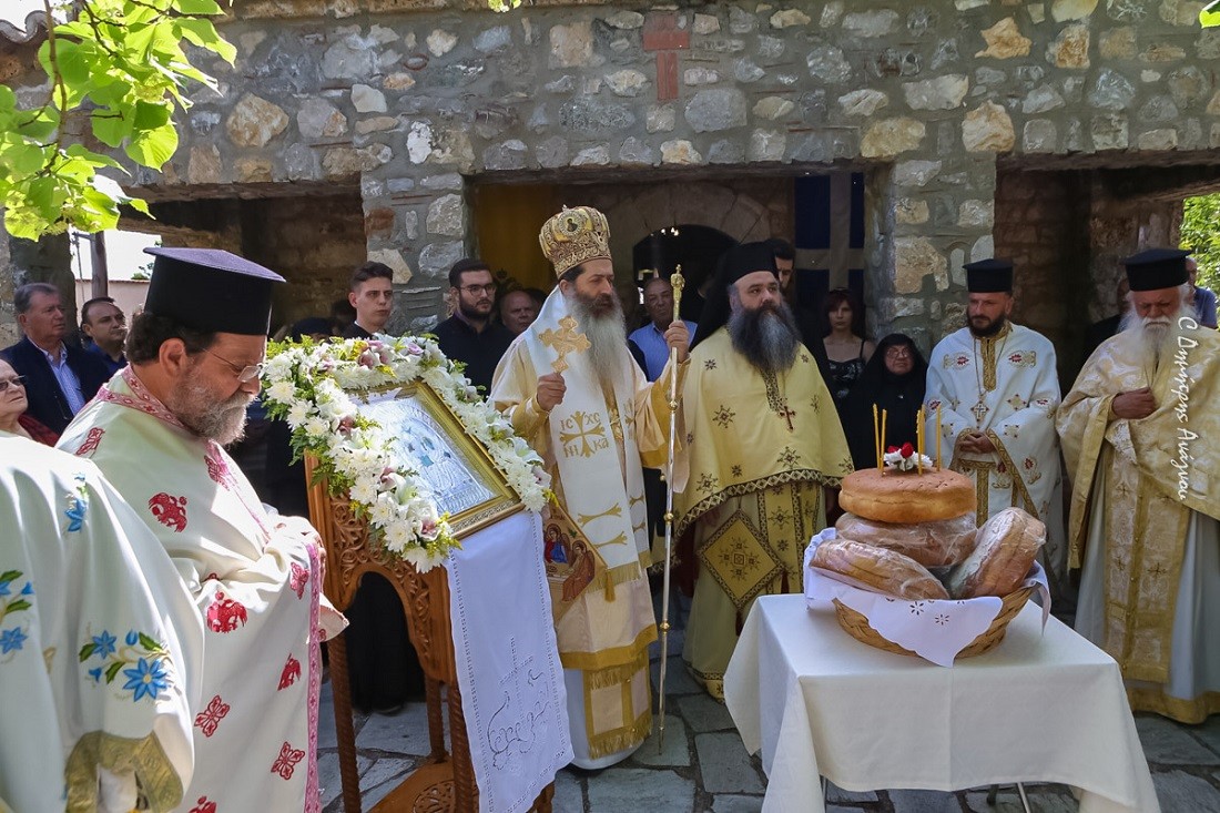 Το τριήμερο του Αγίου Πνεύματος στην Ιερά Μητρόπολη Φθιώτιδος