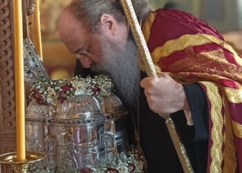 «Νέα ἢθη εἰσάγονται στόν τόπο μας πού οὒτε μᾶς ταιριάζουν, οὒτε μᾶς τιμοῦν».