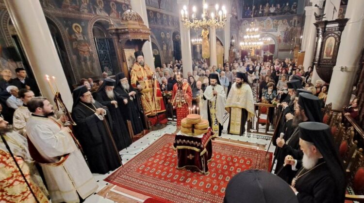 Πολυαρχιερατικός Εσπερινός για τον Άγιο Δημήτριο στη Χαλκίδα