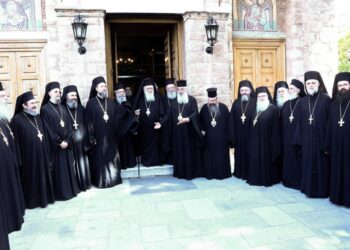 Το Μεγάλο Μήνυμα των νέων Μητροπολιτών και Επισκόπων  στη Μονή Πετράκη
