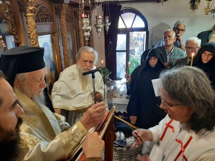 Κουρά Μοναχής στην Ιερά Μονη Αγίου Αντωνίου Αχλαδερής