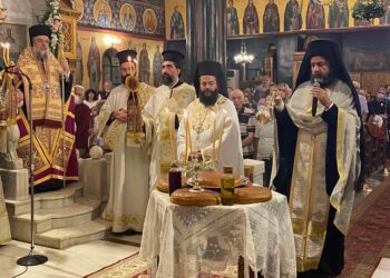 Πολυαρχιερατικός Εσπερινός Συνάξεως Παναγίας Βουρλιώτισσας και Υποδοχή Τιμίου Ξύλου στη Ν. Φιλαδέλφεια