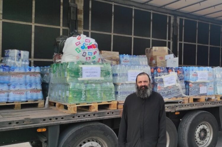 Αποστολή ανθρωπιστικής βοήθειας από την Ι.Μ. Θηβών στην Ι.Μητρόπολη Δημητριάδος