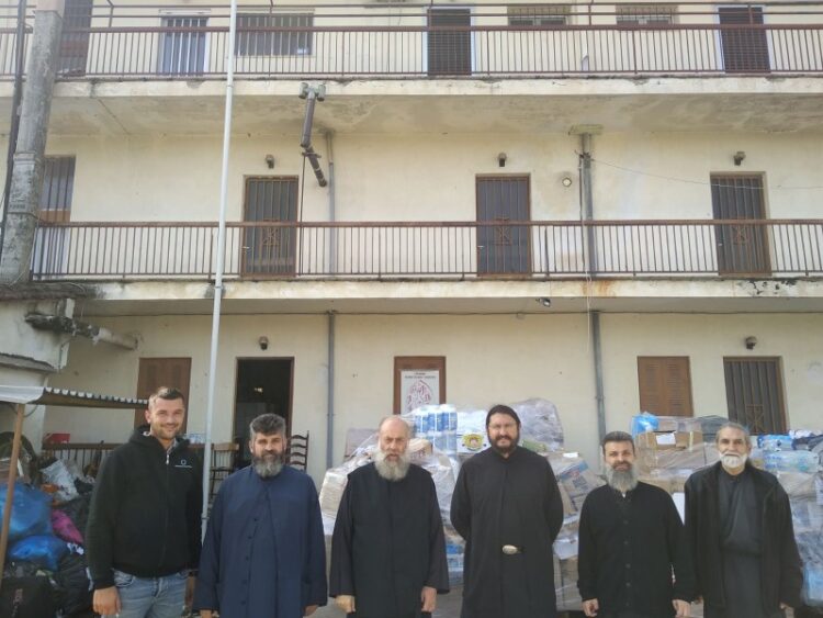 Αποστολή ανθρωπιστικής βοήθειας στις Ι.Μ. Θεσσαλιώτιδος και Λαρίσης