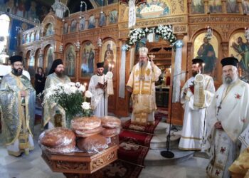 Χειροτονία νέου Διακόνου και αποκάλυψη της προτομής του Σχη Κων. Δαβάκη στον Ι.Ν. Αγ. Αποστ. Πέτρου και Παύλου Λαρίσης