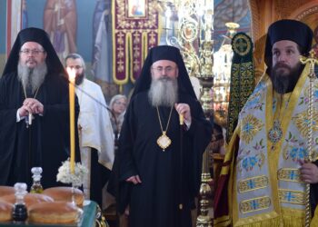 Πολυαρχιερατικός Εσπερινός  στον εορτάζοντα Ναό Παμμεγίστων Ταξιαρχών (Μάσχα)