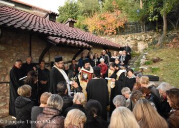 Θυρανοίξια σέ Ναό τοῦ 14ου αἰῶνος από τον Μητρ. Καστορίας Καλλίνικο