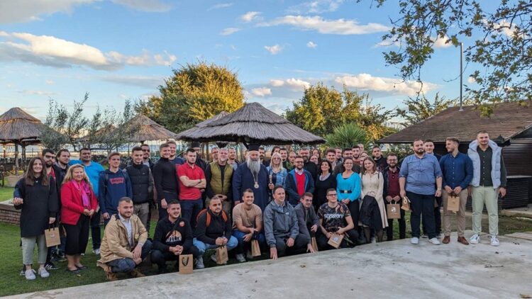 Σέρβοι Φοιτητές στην Μητρόπολη Κίτρους