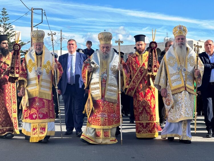 Η Νάξος εόρτασε την Πολιούχο της Παναγία «Χρυσοπολίτισσα»
