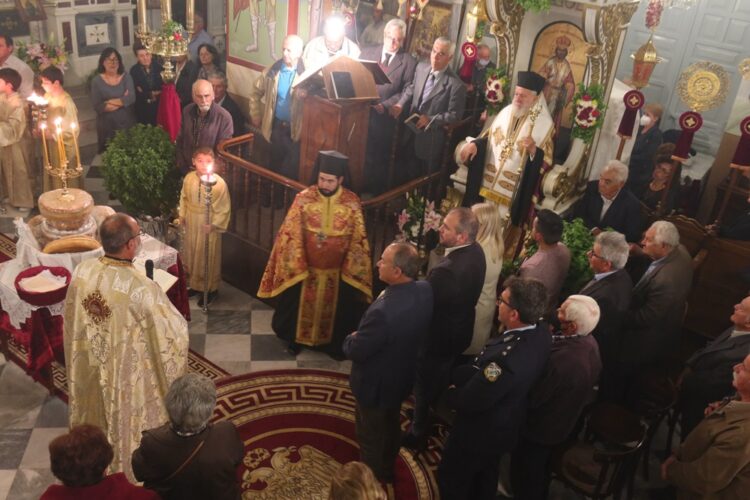 Πανδήμως οι Κιμώλιοι τιμούν τα Εισόδια της Θεοτόκου και την Προστάτιδά τους Παναγία Οδηγήτρια