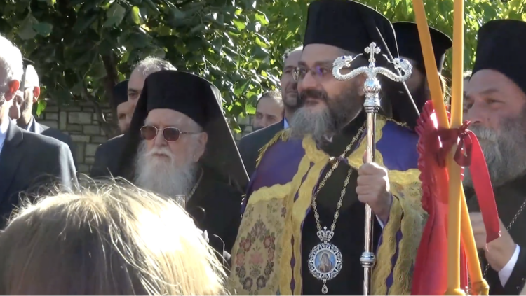 Δρυϊνουπόλεως Ἀνδρέας¨πρὸς Μητρ. Παραμυθίας: “Ἐσύ, λοιπόν, ὡς Ἐπίσκοπος, ἐπισκοπεύων, ἐπιβλέπων, παρακολουθών, ΔΕΝ πρέπει νὰ ἐπιτρέψεις νὰ πατήσει καὶ νὰ στερεωθεῖ ἐδῶ “Τσάμικο πόδι”