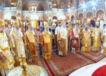 Πολυαρχιερατικό Συλλείτουργο για τα ονομαστήρια του Μητρ. Πειραιώς Σεραφείμ