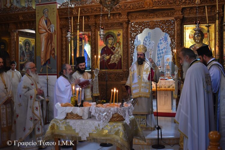 Στήν Ἐκκλησία πάμε ὄχι γιά νά ἐκπληρώσουμε ἕναν τύπο ἀλλά γιά νά θεραπευθοῦμε ἀπό τά πάθη μας