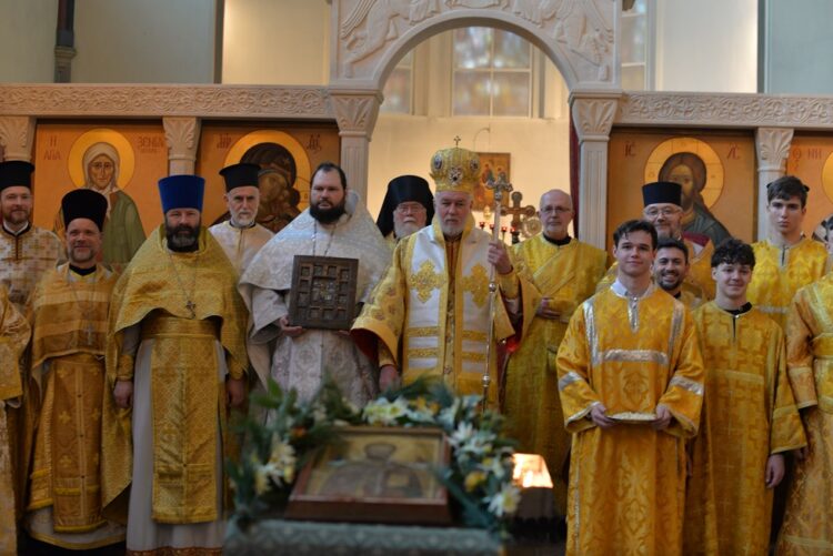 Xειροτονία νέου πρεσβυτέρου στην Ενορία Αγίου Νικολάου Amsterdam