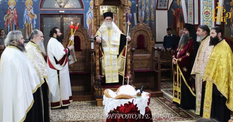 Εσπερινός Χριστουγέννων στην Μητρόπολη Άρτης