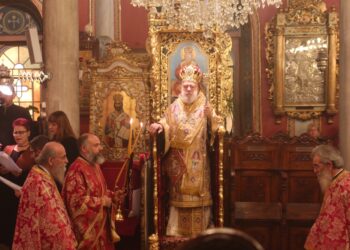 Η μεγάλη Δεσποτική Εορτή των Χριστουγέννων στη Σύρο