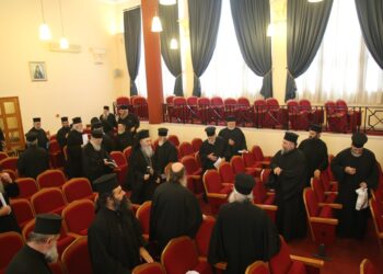 Ἱερατικὴ Σύναξη στὴν Μητρόπολη Ναυπάκτου