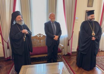 Ο Πρέσβης της Ρουμανίας στην Αυστραλία επισκέφθηκε τον Αρχιεπίσκοπο Μακάριο