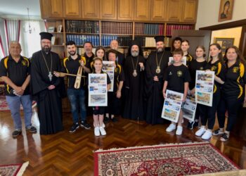 Ο «Ποντοξενιτέας» έψαλε Ποντιακά κάλαντα στον Αρχιεπίσκοπο Αυστραλίας Μακάριο