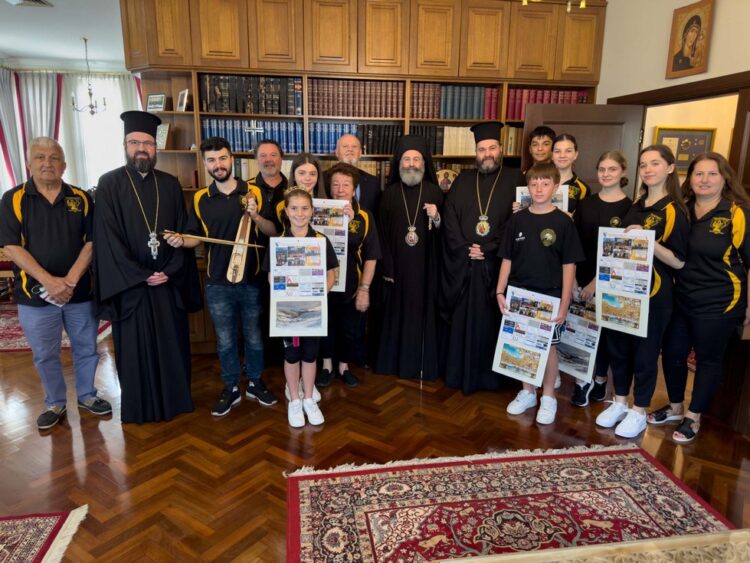 Ο «Ποντοξενιτέας» έψαλε Ποντιακά κάλαντα στον Αρχιεπίσκοπο Αυστραλίας Μακάριο