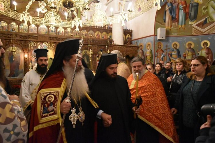 Κουρά νέου μοναχού στην Ιερά Μονή Αντινίτσης