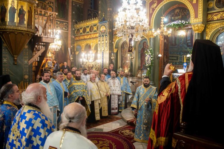 Ο εσπερινός του Αγίου Νικολάου στην Καλαμάτα