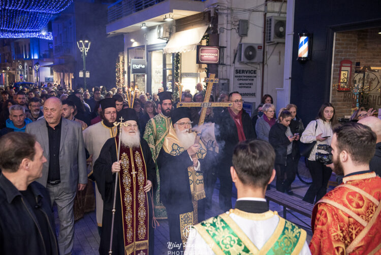 Ο Βόλος υποδέχθηκε τον Σταυρό του Μεγάλου Κωνσταντίνου