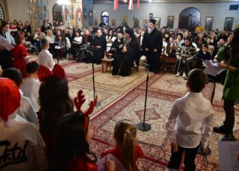 Λαμπρή Χριστουγεννιάτικη εορτή κατηχητικών σχολείων από την I.M. Λαρίσης και Τυρνάβου