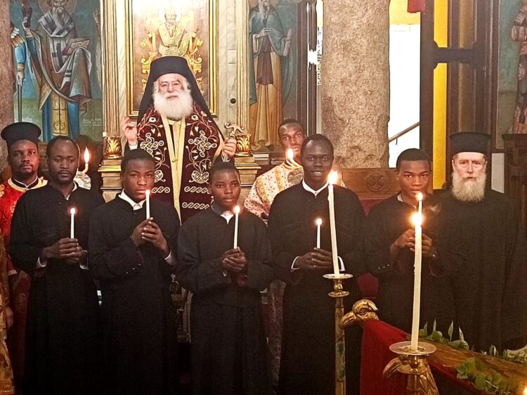 Ρασοφορία Ιεροσπουδαστών της Πατριαρχικής Σχολής Αλεξανδρείας «Μ.Αθανάσιος»