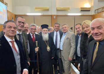 «Βίος ανεόρταστος μακρά οδός απανδόκευτος»