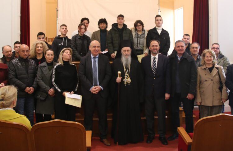 Ναύπακτος: Ὑποτροφίες ἀπὸ τὰ Ἰδρύματα τῆς πόλης