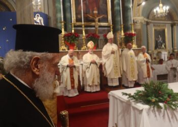 Ο Μητρ. Σύρου σε Λειτουργία για την Ειρήνη