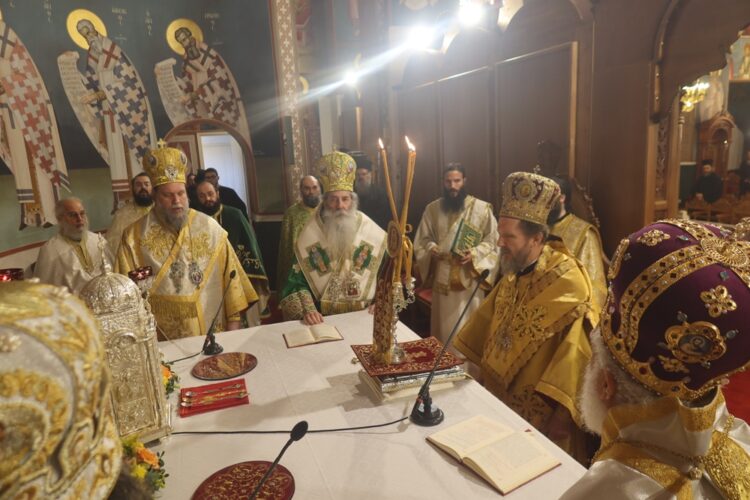 Τα ονομαστήρια του Μητροπολίτου Γλυφάδας Αντωνίου