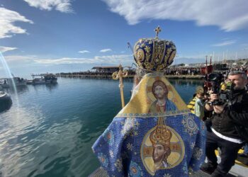 Φθιώτιδος Συμεών: «Υπάρχει Φως! Δεν είμαστε για το σκοτάδι!»