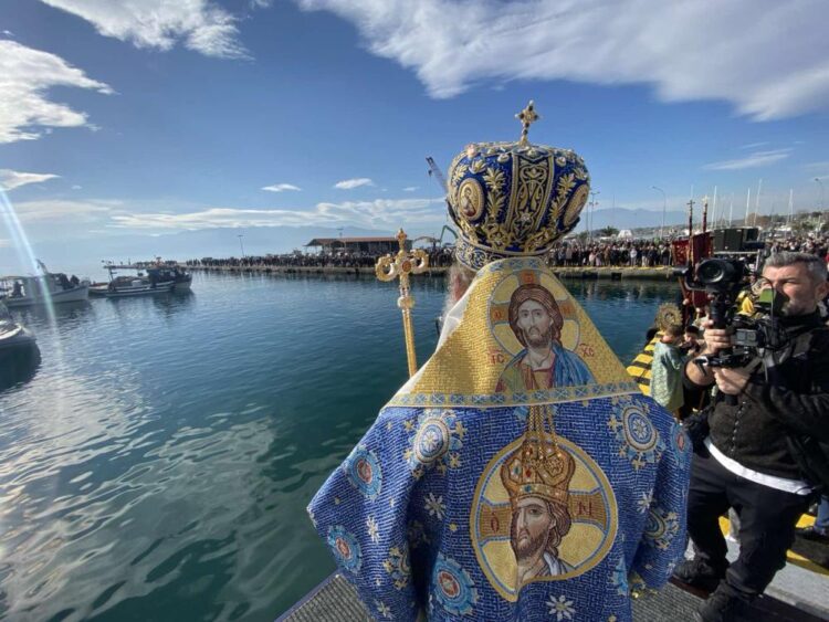 Φθιώτιδος Συμεών: «Υπάρχει Φως! Δεν είμαστε για το σκοτάδι!»