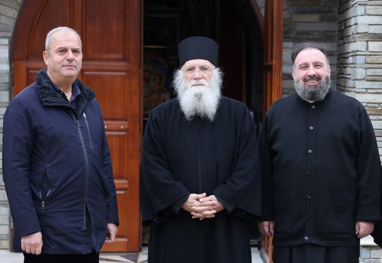 Ο Κοσμήτωρ της Θεολογικής Σχολής του ΕΚΠΑ στο μοναστήρι του Τρικόρφου