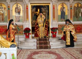 Η εορτή του Αγίου Βασιλείου και η Δοξολογία την πρώτη του έτους στον Άγιο  Αχίλλιο Λαρίσης