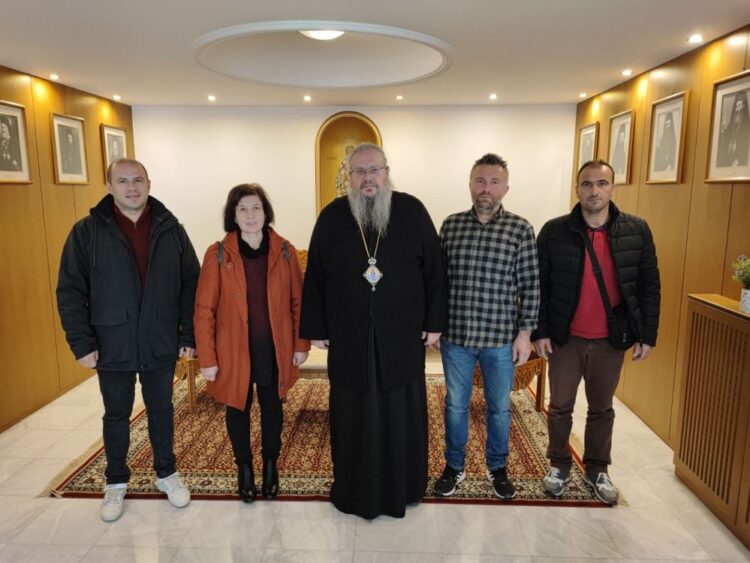 Ο Σύνδεσμος Βορειοηπειρωτών Θεσσαλίας “Ο Πύρρος” στον Μητρ. Λαρίσης