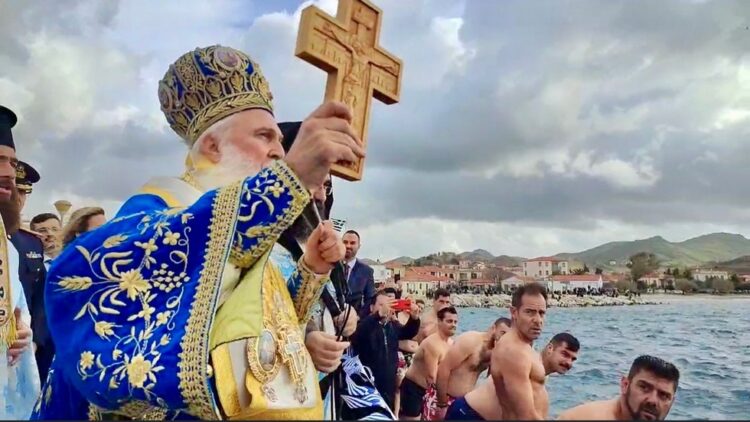 Λήμνου Ιερόθεος: Ας αγαπήσουμε το ΦΩΣ για να ζήσουμε