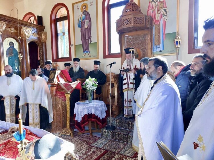 Η εξόδιος Ακολουθία του μακαριστού π. Δημητρίου Χουρναζίδη