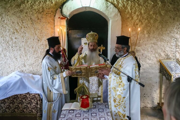 Φθιώτιδος Συμεών: «Δεν φοβόμαστε κανέναν και τίποτα»