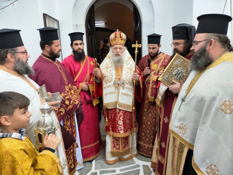 Η εορτή του Αγίου Χαραλάμπους σε Πάρο και Νάξο