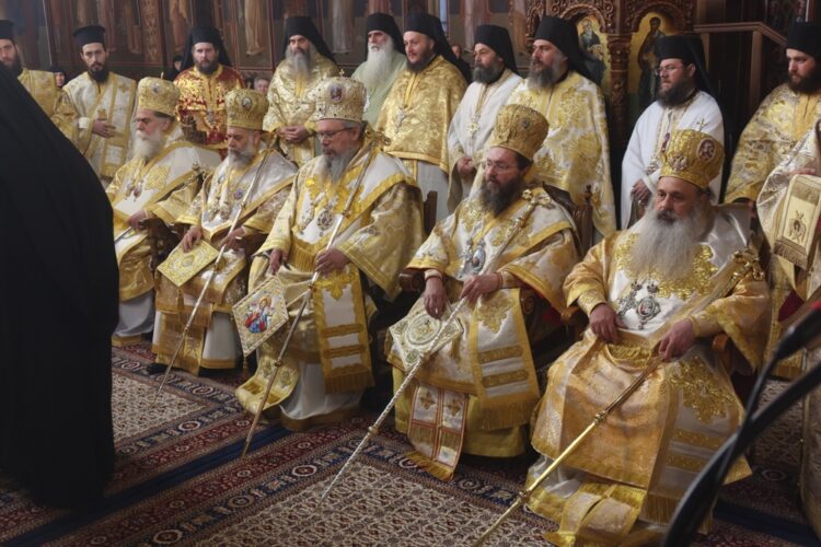 Πολυαρχιερατική Θεία Λειρουργία για τα ονοματήρια του Μητρ. Σταγών και Μετεώρων