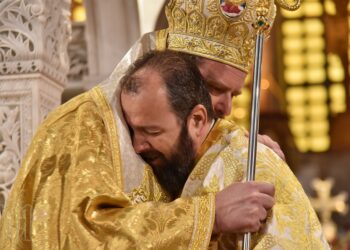 ΧΕΙΡΟΤΟΝΙΑ ΠΡΕΣΒΥΤΕΡΟΥ  & ΧΕΙΡΟΘΕΣΙΑ ΑΡΧΙΔΙΑΚΟΝΟΥ  ΣΤΗΝ Ι.Μ. ΘΕΣΣΑΛΟΝΙΚΗΣ