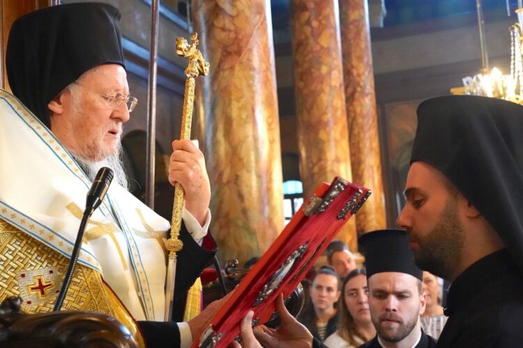Ο Οικ. Πατριάρχης τέλεσε Μνημόσυνο για τα θύματα του εν εξελίξει πολέμου στην Ουκρανία