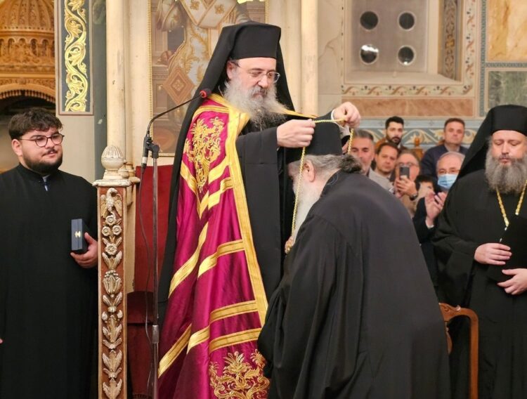 Τιμήθηκε στήν Πάτρα ὁ Ἀρχιμ. Νεκτάριος Κωτσάκης