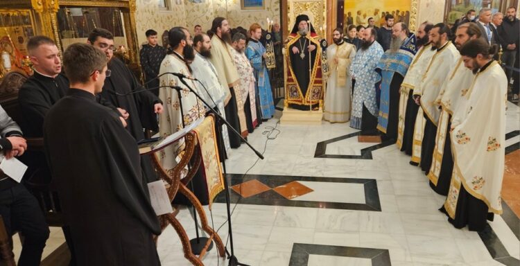 Aγρυπνία ενώπιον της Αγίας Ζώνης στην Ι.Μ. Ταμασού  ιερουργούντος του Μητρ. Ιωαννίνων