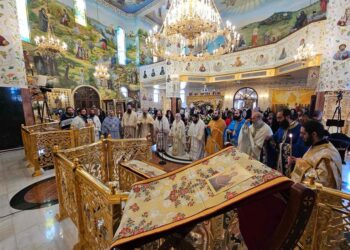 Τελευταία Θεία Λειτουργία ενώπιον της Αγίας Ζώνης στην Ι. Μ. Ταμασού