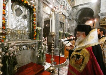 Β’ Στάση Χαιρετισμών στην Εκατονταπυλιανή της Πάρου